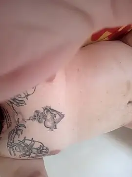 priscilaf online show from March 6, 6:03 pm