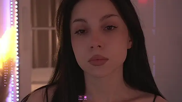 Akaruiiii online show from April 14, 9:04 pm