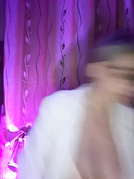 LunaBlaise online show from February 28, 10:20 pm