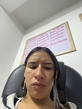LilyRossi  online show from July 9, 12:51 pm