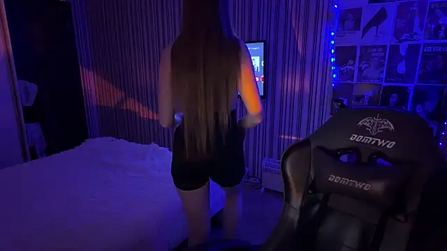 Emily Rass  online show from March 15, 5:15 pm