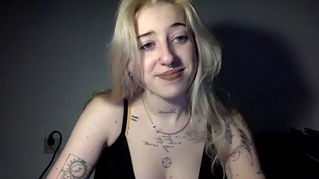 EmmyWet online show from April 7, 6:43 pm