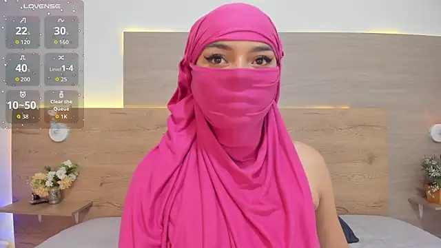  jennaa online show from April 7, 8:00 pm