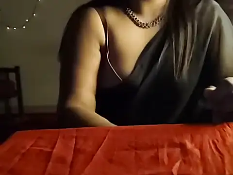 Malluqueen online show from March 2, 8:48 pm