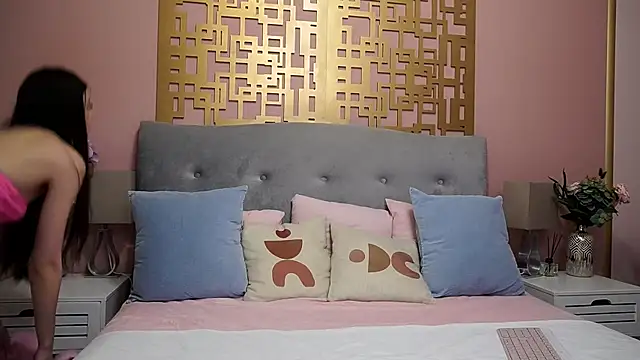 SweettLunaa online show from March 26, 9:16 pm