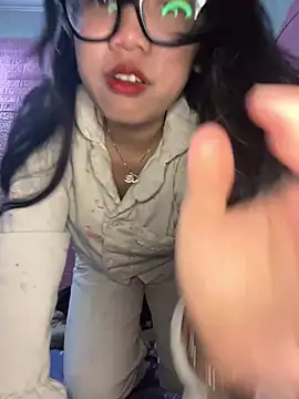 Leeeeiu online show from March 4, 12:34 pm