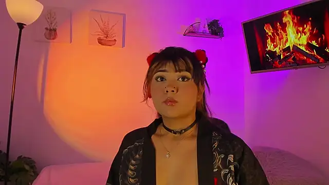 AlaiaRogers online show from April 20, 10:29 am