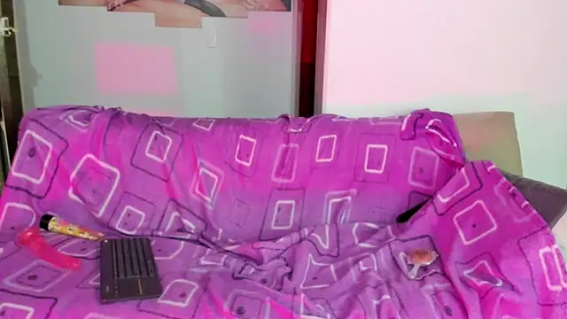 Charlotte Melody online show from March 3, 12:00 pm