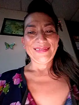 Lucia Rios online show from May 6, 11:09 pm