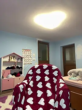 I amArquette online show from April 7, 4:31 pm