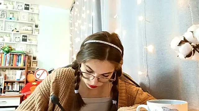 JInaMillsap online show from February 28, 7:35 pm