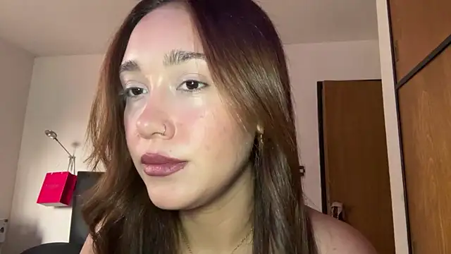 ariadnax0 online show from March 3, 5:52 pm