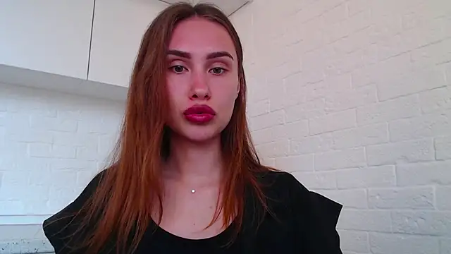 yourameliaa online show from April 17, 3:25 pm