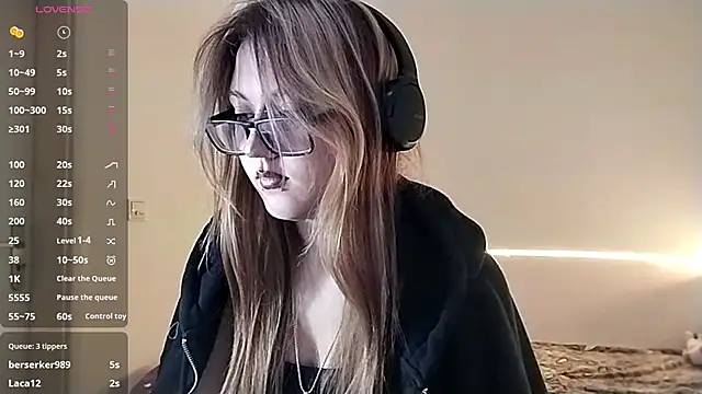 CucKuhta online show from April 9, 4:12 pm