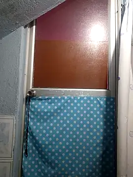 Babyfull lips online show from March 27, 12:17 pm