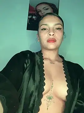 hot-valery online show from March 22, 2:39 am