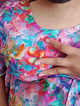 mitu Queen online show from March 3, 6:52 am