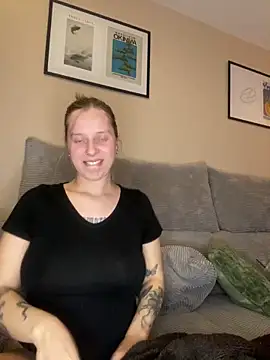 SecretLnkd online show from March 9, 10:02 pm