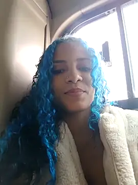 Franchezcaa  online show from March 25, 1:47 pm