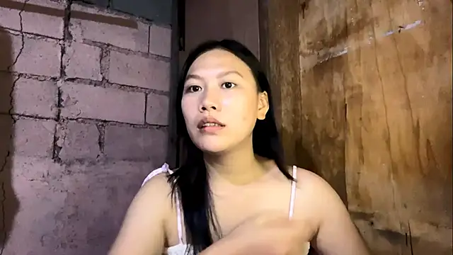 TamaraBonini online show from March 10, 9:13 am