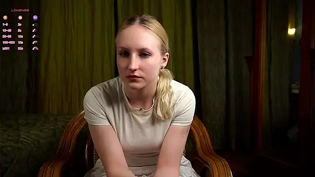 CatarinaGulla online show from March 28, 12:48 pm