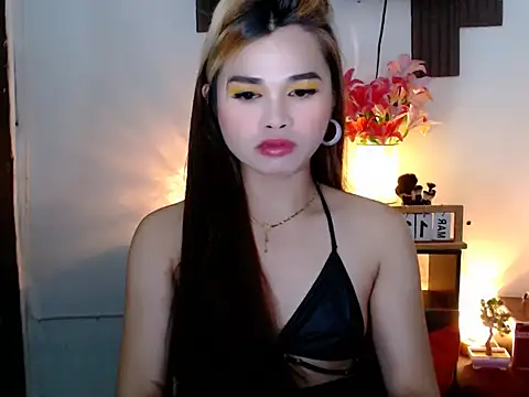 DevilCockMaxine online show from March 12, 10:18 am