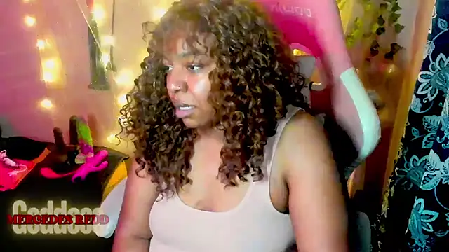 Goddess MercedesRedd online show from May 11, 1:57 pm