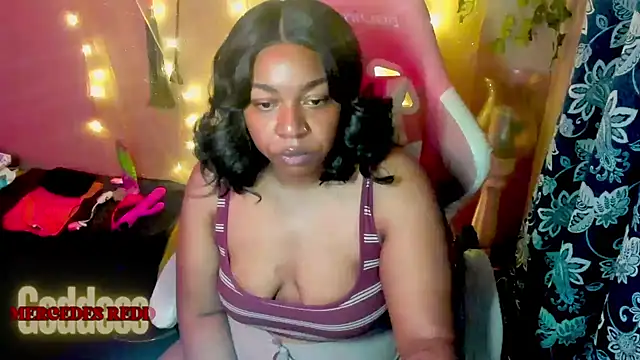 Goddess MercedesRedd online show from May 8, 1:14 pm