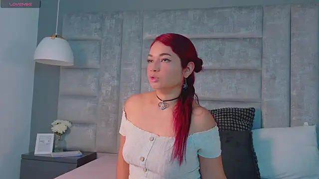 PaulaVegaa online show from April 15, 12:39 pm