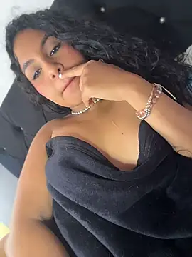 AmeliaAndersson online show from August 1, 1:35 pm