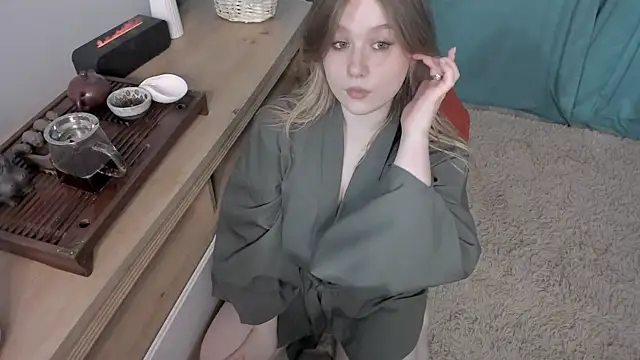 JennyHardy online show from June 28, 3:07 pm