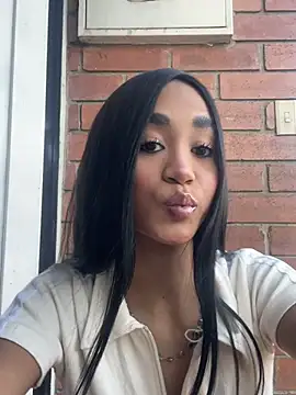 Paola 14 online show from May 9, 10:12 pm