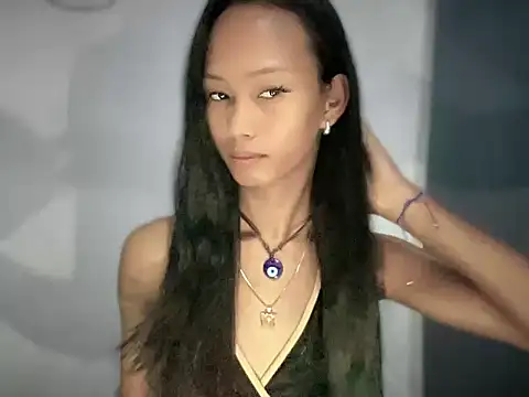 Sunkissed seductress online show from March 29, 12:48 pm