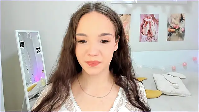 Milly Lane online show from March 27, 3:19 am