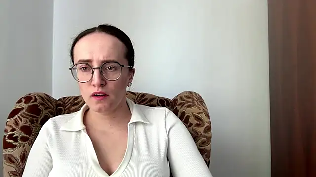 SofiaTease online show from March 30, 1:11 pm