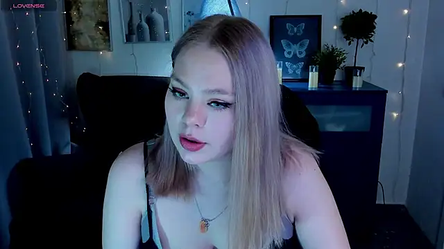 AmeliaMerris online show from March 26, 9:38 pm