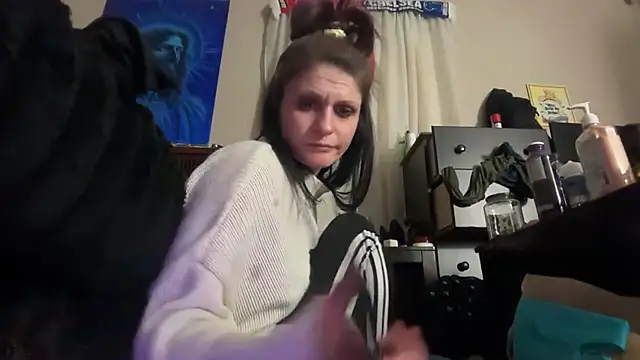 lillithluxx69 online show from March 6, 2:39 am