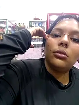 scarletth jhonsom1 online show from April 14, 3:28 am