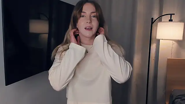 LelahLat online show from March 10, 8:40 am