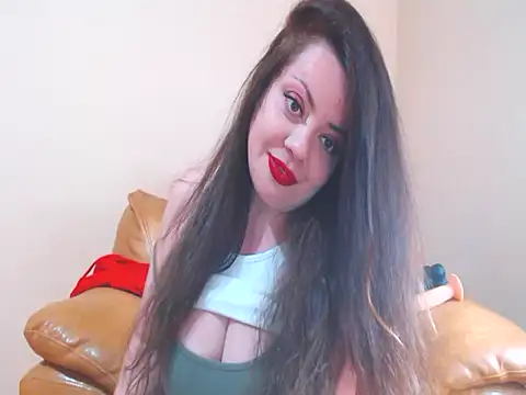 SexyNicolle4u online show from April 7, 9:00 am