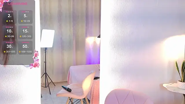 Victoria Rous online show from June 11, 9:00 pm