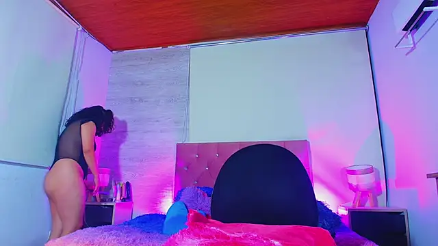 Sary LittleSmiles online show from April 21, 3:57 am