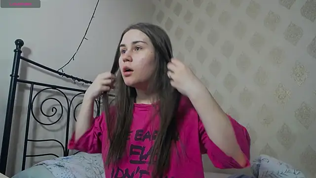 LucyMur online show from April 25, 11:35 pm