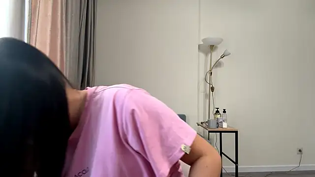 vixy moon online show from April 9, 3:28 pm