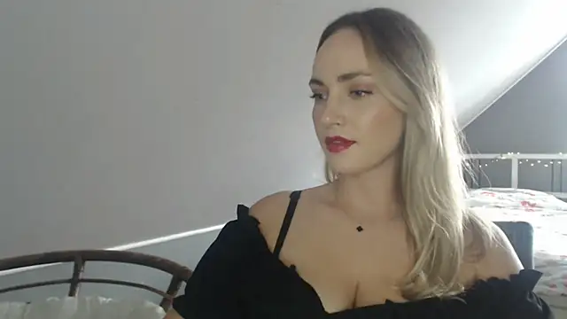 ScarlettSensitive online show from June 21, 3:16 pm