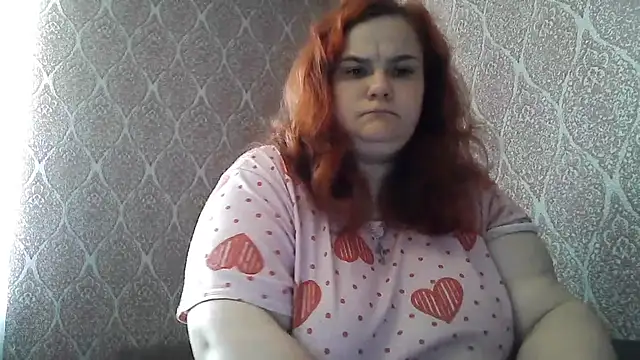 DollyGersonn online show from April 28, 5:33 am