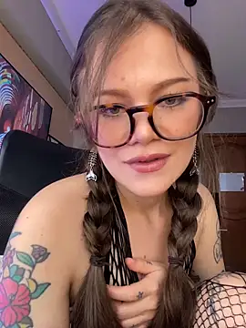 Tallulah Kinky online show from April 10, 8:48 pm