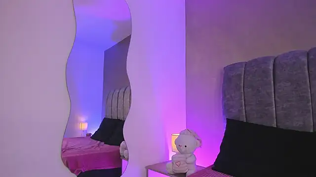 cherry blooom online show from March 11, 1:36 pm