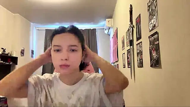 KateMiragee online show from March 15, 8:16 am