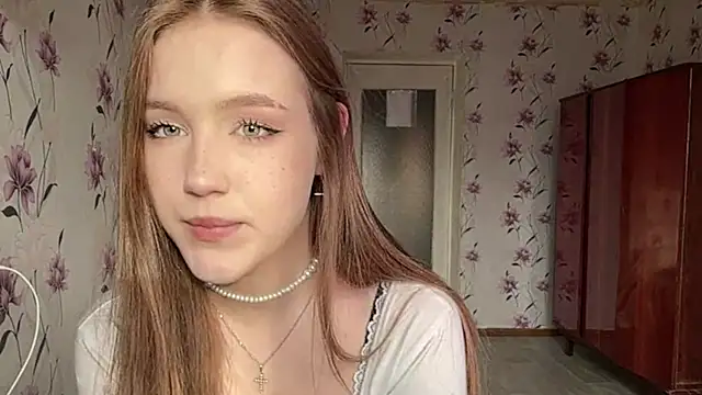 AnnaWasp online show from April 3, 5:16 am